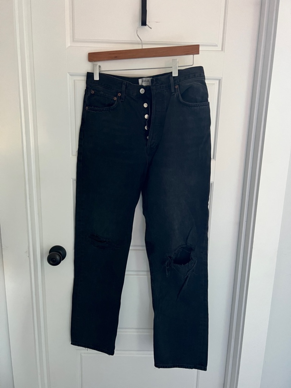 Agolde Mid-Rise Black Boyfriend Jeans with Distressed Knees